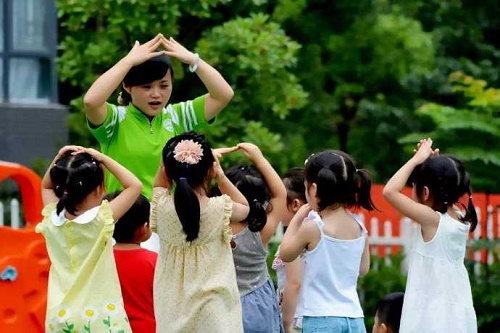 初中畢業(yè)怎么讀幼師專(zhuān)業(yè)