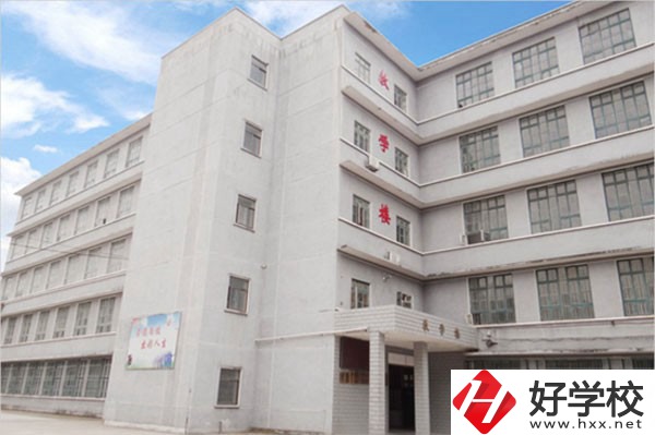衡陽工業(yè)技工學(xué)校的辦學(xué)規(guī)模怎么樣？