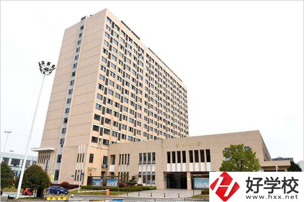 長沙財經(jīng)學校學生的就業(yè)率高嗎？