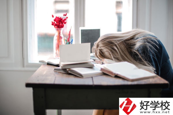 湖南省耒陽師范學校宿舍有沒有空調？寢室壞境怎么樣？
