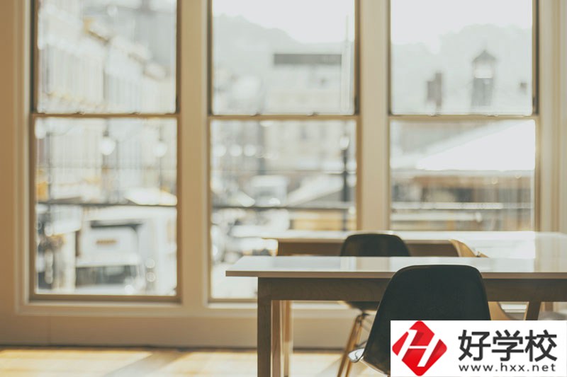 長沙學(xué)幼師專業(yè)的中職學(xué)校有哪些？