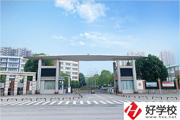 長沙有衛(wèi)校招收初中生嗎？有哪些條件？