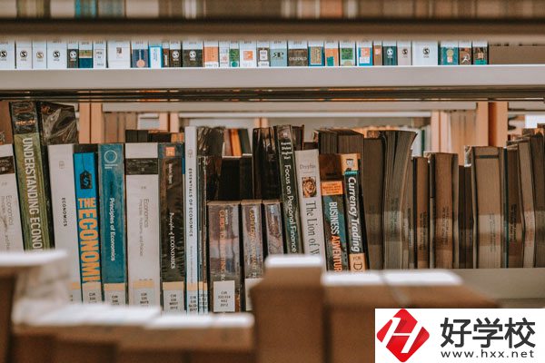 懷化市工業(yè)中等專業(yè)學(xué)校好不好？宿舍怎么樣？