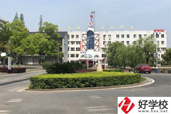 湘潭設(shè)有大專中職部的學(xué)校有哪些？有什么辦學(xué)特色？