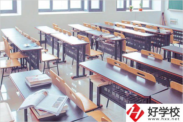 常德石門縣有什么中專學(xué)校？是公辦還是民辦的？