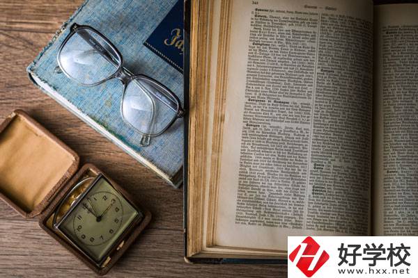 郴州工業(yè)交通學校辦學地址在哪兒？