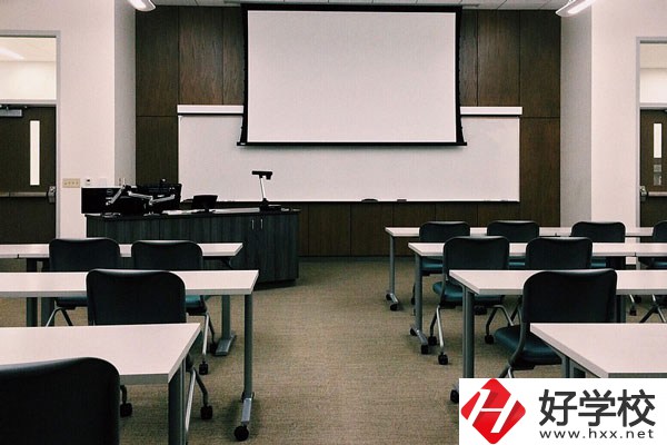 吉首大學(xué)師范學(xué)院怎么樣？環(huán)境好不好？