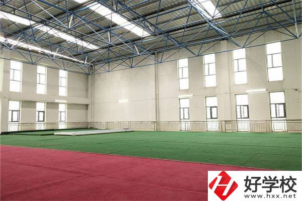 婁底環(huán)宇中等職業(yè)技術(shù)學(xué)校辦學(xué)如何？什么專業(yè)能升學(xué)？