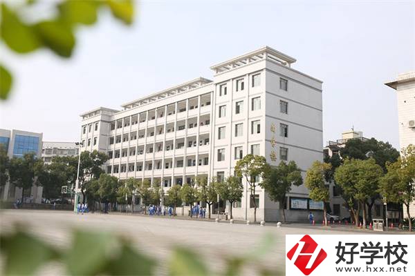 益陽有五年制幼師學(xué)校嗎？當(dāng)幼師有前途嗎？