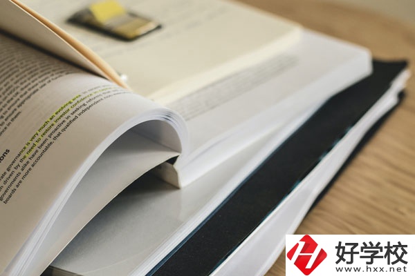 衡陽計算機(jī)學(xué)校計算機(jī)專業(yè)好不好？
