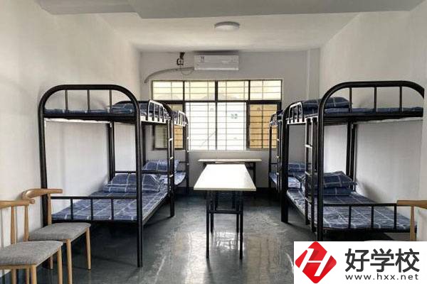 資興市職業(yè)技術(shù)學(xué)校值得報考嗎？有什么專業(yè)可以學(xué)？