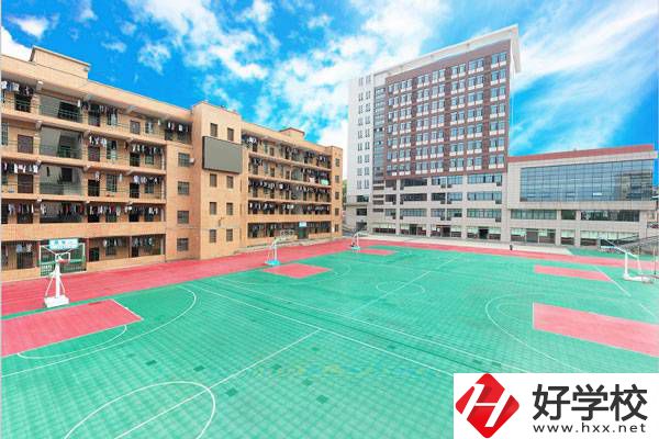湖南省經(jīng)濟(jì)貿(mào)易職業(yè)中專學(xué)校在哪里？怎么樣？