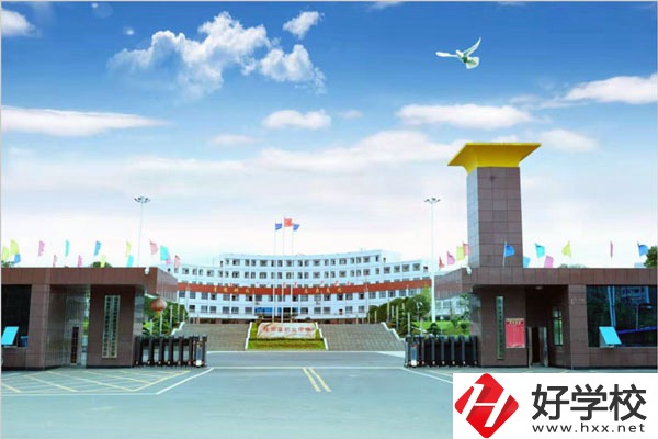隆回縣職業(yè)中等專業(yè)學校有什么專業(yè)？值得讀嗎？
