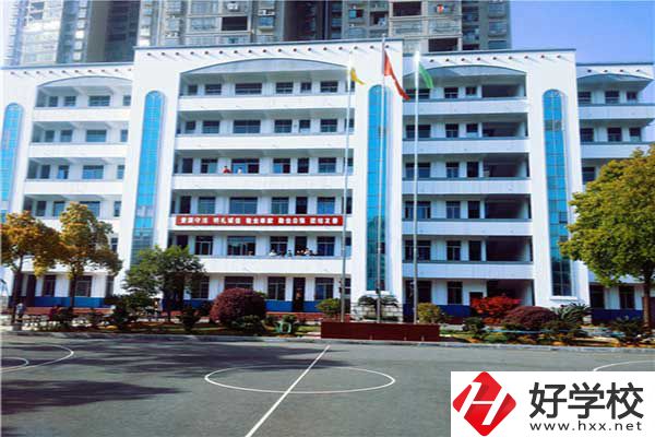 益陽(yáng)市四通電腦中等專(zhuān)業(yè)學(xué)校