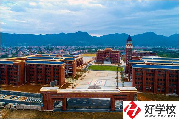 湖南省湘北職業(yè)中專(zhuān)學(xué)校好不好？值得去讀嗎？