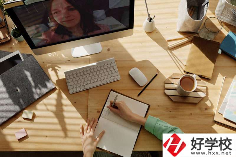 新化縣楚怡工業(yè)學校是職高嗎？怎么樣？