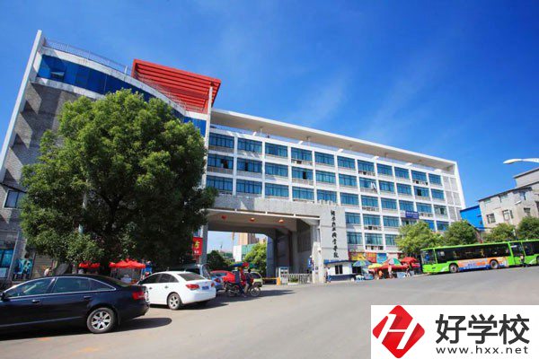 長(zhǎng)沙辦學(xué)規(guī)模最大的職校是哪一所？有什么招生專業(yè)？