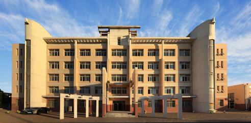 天津市建筑工程學(xué)校有“3+2”專業(yè)嗎？畢業(yè)出來(lái)是什么學(xué)歷？