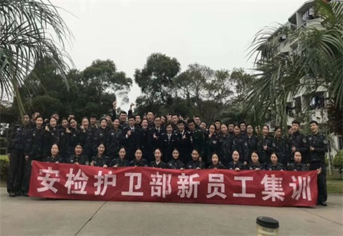 天津交通學(xué)校好不好？