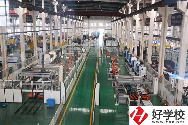 衡陽(yáng)市蔡倫科技中等職業(yè)學(xué)校有哪些專業(yè)？辦學(xué)特色有哪些？