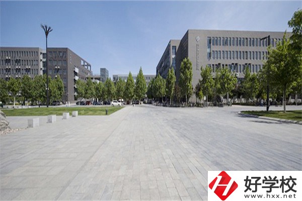 邵陽的中專學(xué)校有哪些好？什么人適合上中專？