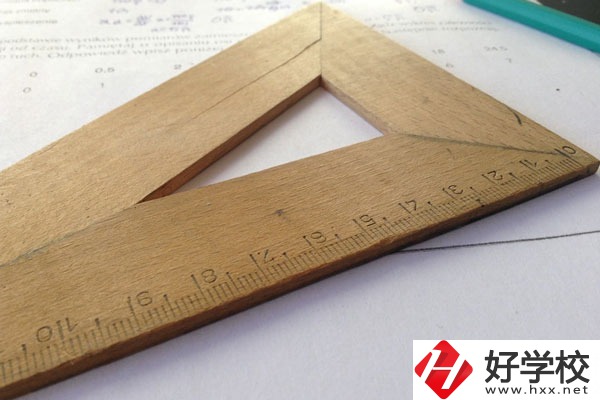 懷化市工業(yè)中等專業(yè)學(xué)校好不好？宿舍怎么樣？