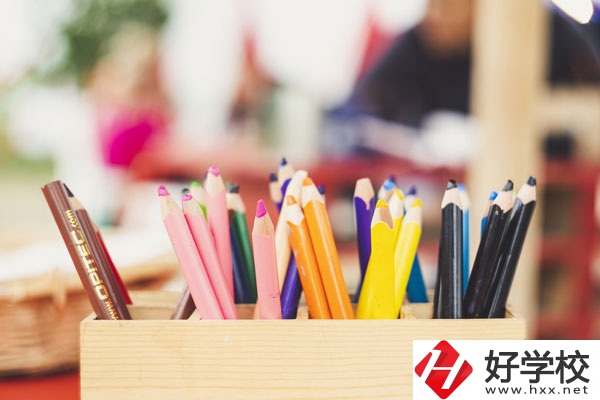湖南省芷江師范學校辦學地址在哪兒？