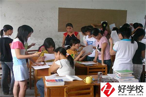 在湖南讀高中和讀職高有什么不同？職高生有什么優(yōu)勢(shì)？