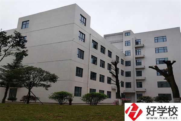往屆生可以在湖南讀公辦中職嗎？有哪些學校可以推薦？