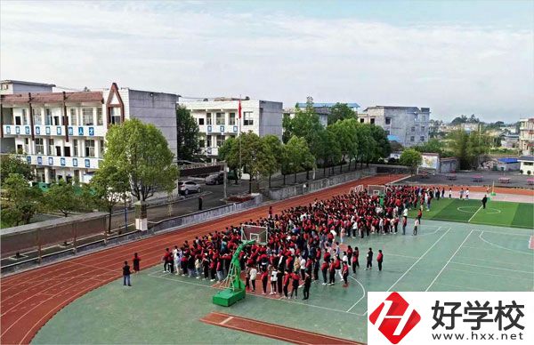 龍山縣第一職業(yè)中學有哪些重點專業(yè)？容易就業(yè)嗎？