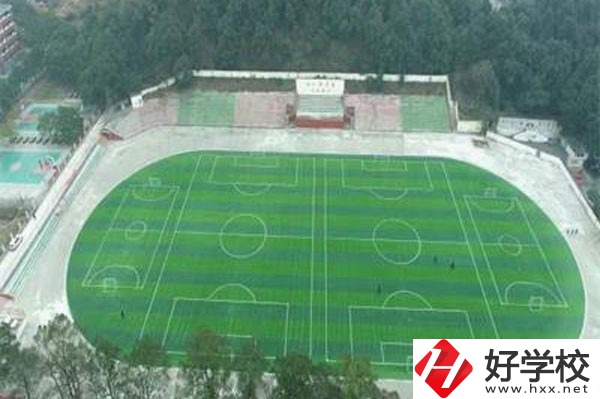 岳陽(yáng)理工職業(yè)技術(shù)學(xué)校專業(yè)情況如何，有哪些辦學(xué)特色？