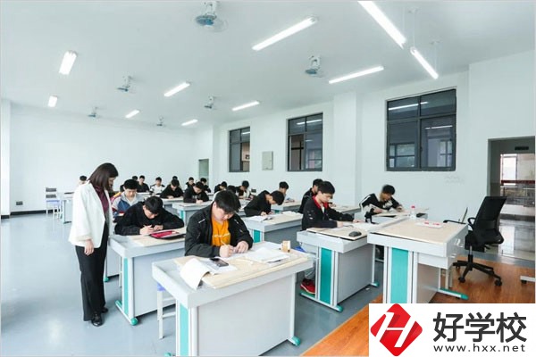 湘潭技師學院能學的專業(yè)多嗎？有哪些選擇？