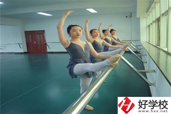 湖南有哪些藝校值得推薦？藝術(shù)專業(yè)好就業(yè)嗎？