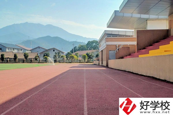 湖南省中南藝術(shù)學(xué)校怎么樣？怎么去？