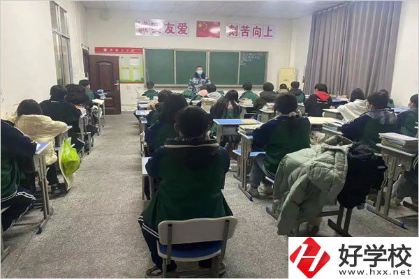 湖南華航鐵路科技技工學(xué)校的校園管理如何？