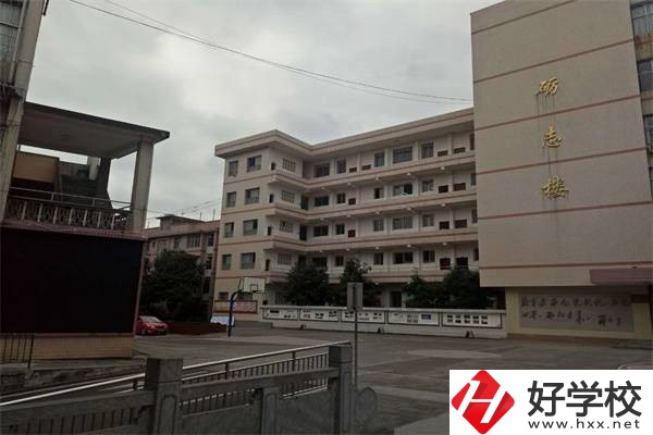 湘西民族女子中等職業(yè)學(xué)校有哪些專業(yè)？招生要求高嗎？