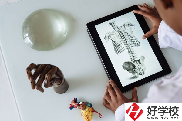 湖南醫(yī)藥中等專業(yè)學(xué)校怎么樣？宿舍好不好？