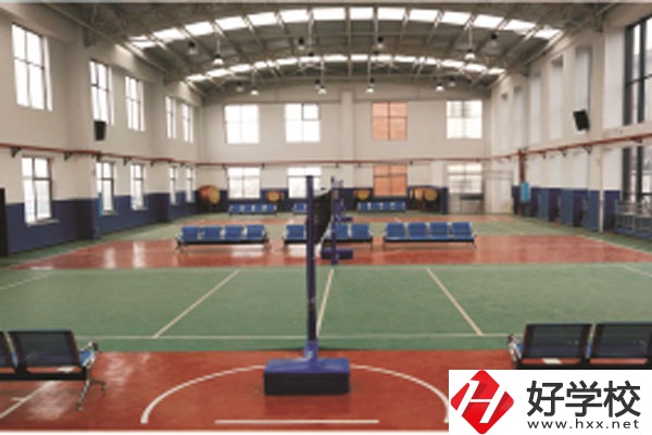 懷化市有哪些公立的職校？環(huán)境好不好？
