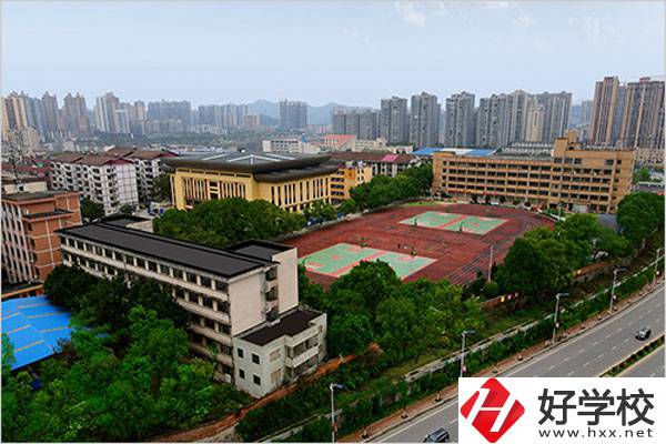 婁底有什么管理比較規(guī)范的中專學(xué)校？