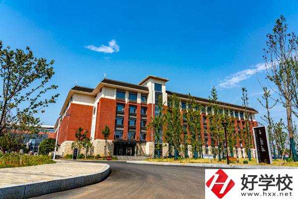 永州師范高等?？茖W(xué)校、湖南九嶷職業(yè)技術(shù)學(xué)院