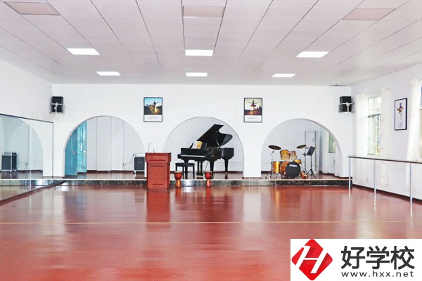 邵陽(yáng)市開(kāi)元職業(yè)技術(shù)學(xué)校適合初三畢業(yè)生報(bào)考嗎？