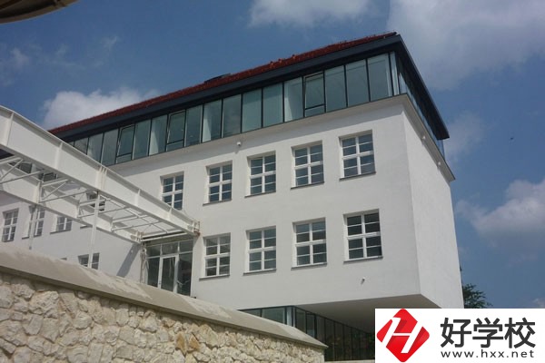 郴州市理工職業(yè)技術(shù)學校怎么樣？有哪些辦學特色？