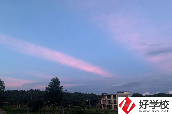 益陽市第一職業(yè)中專學(xué)校的專業(yè)就業(yè)前景如何？