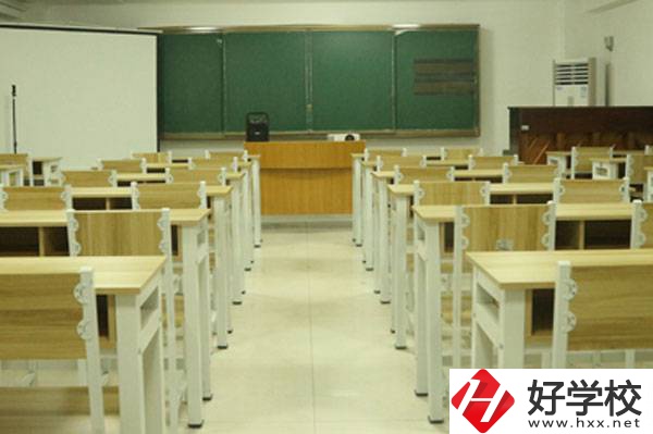 湖南長(zhǎng)沙藝術(shù)學(xué)校有哪些藝術(shù)類專業(yè)？