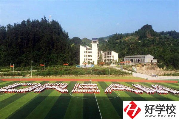 在張家界讀技?？梢钥即髮W(xué)嗎？有哪些技校推薦？