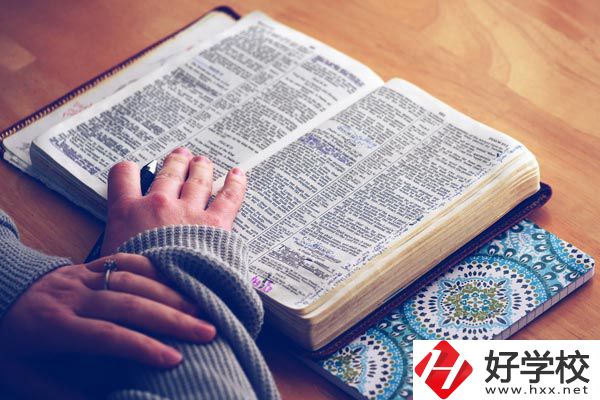 株洲軌道交通職業(yè)學(xué)校有哪些熱門專業(yè)？