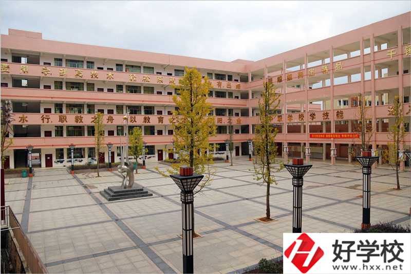 祁陽縣職業(yè)中等專業(yè)學(xué)校師資情況如何？