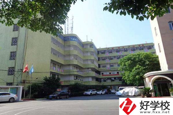 想學(xué)中餐烹飪專業(yè)，看看衡陽這所學(xué)校