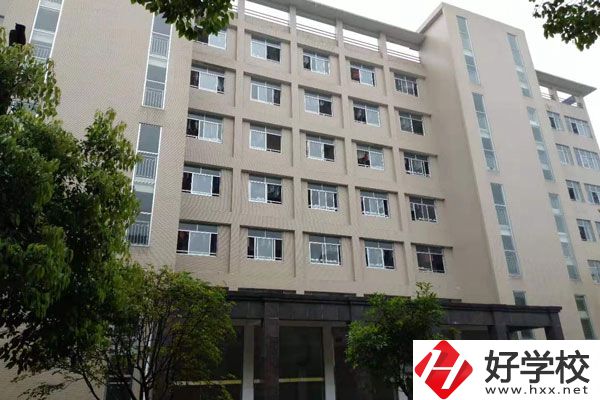 安鄉(xiāng)縣職業(yè)中專師資力量如何？就業(yè)前景好嗎？