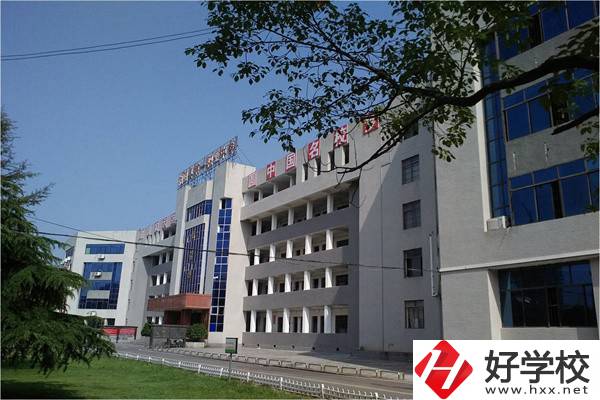 湘陰縣第一職業(yè)中等專業(yè)學校有哪些專業(yè)？就業(yè)率高嗎？